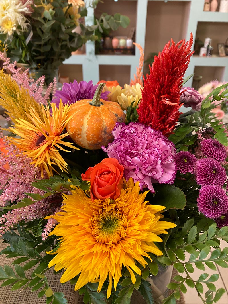 Bouquet de fleurs de saison pour l’automne, personnalisable selon vos envies – Pom’Violette